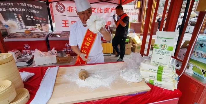 黄河非遗美食飘香“鹿城”包头